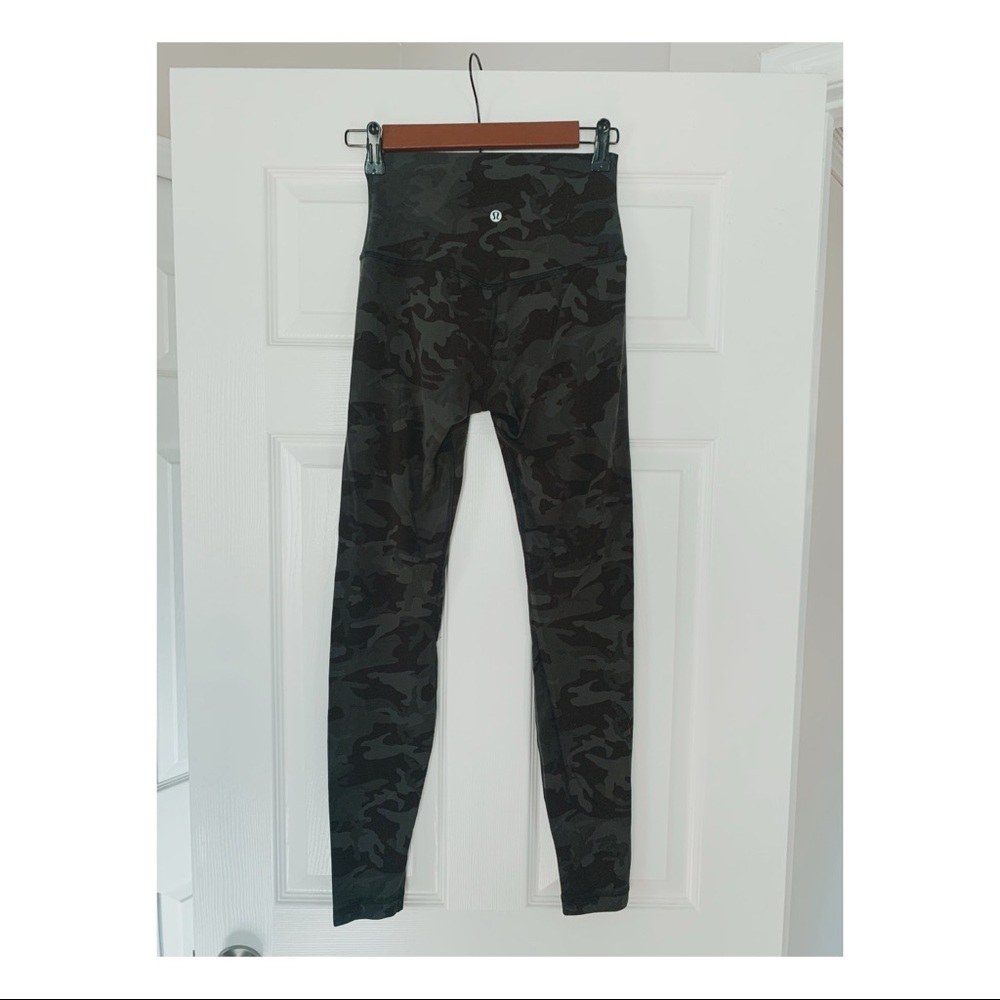 Lululemon Camo High-Rise Align Tight 28"